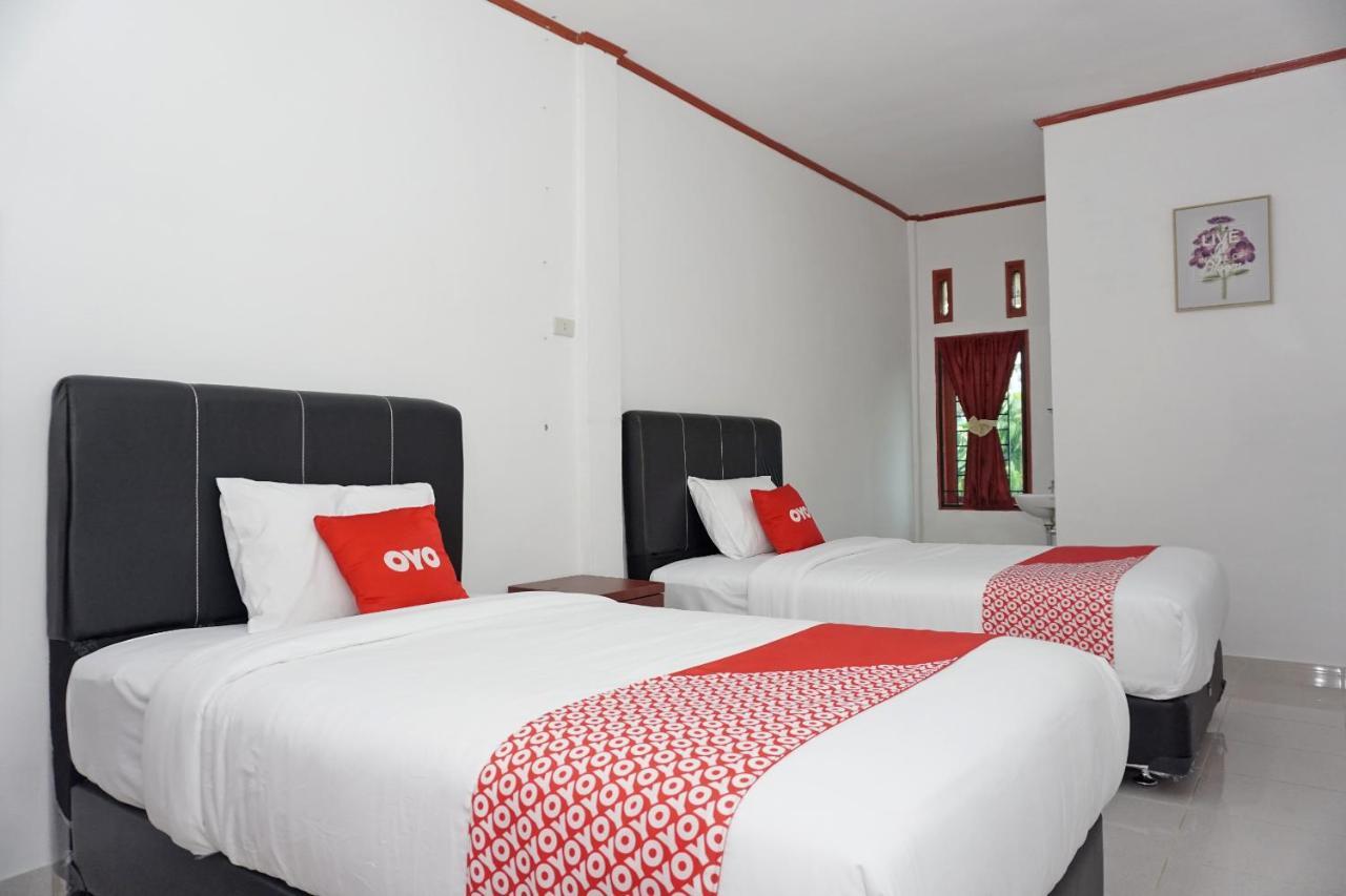Oyo 2635 Ramos Inn Sinapuran Εξωτερικό φωτογραφία
